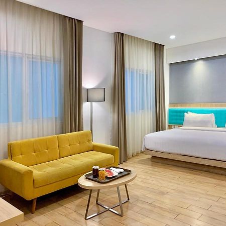 ג'קרטה Hotel Santika Kelapa Gading מראה חיצוני תמונה