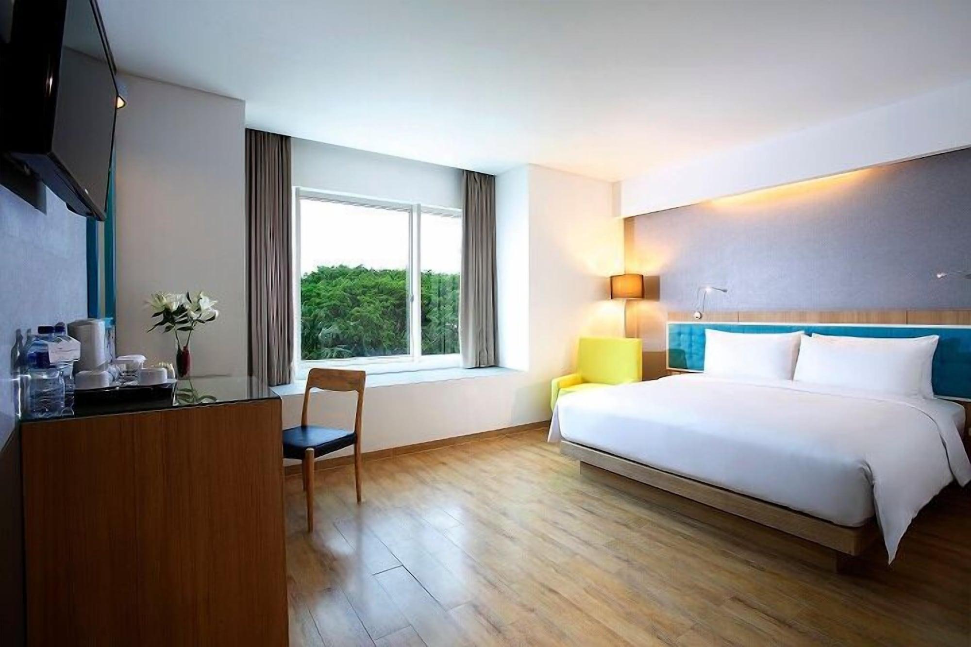 ג'קרטה Hotel Santika Kelapa Gading מראה חיצוני תמונה