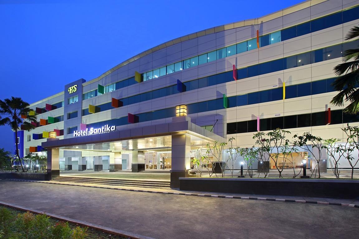 ג'קרטה Hotel Santika Kelapa Gading מראה חיצוני תמונה