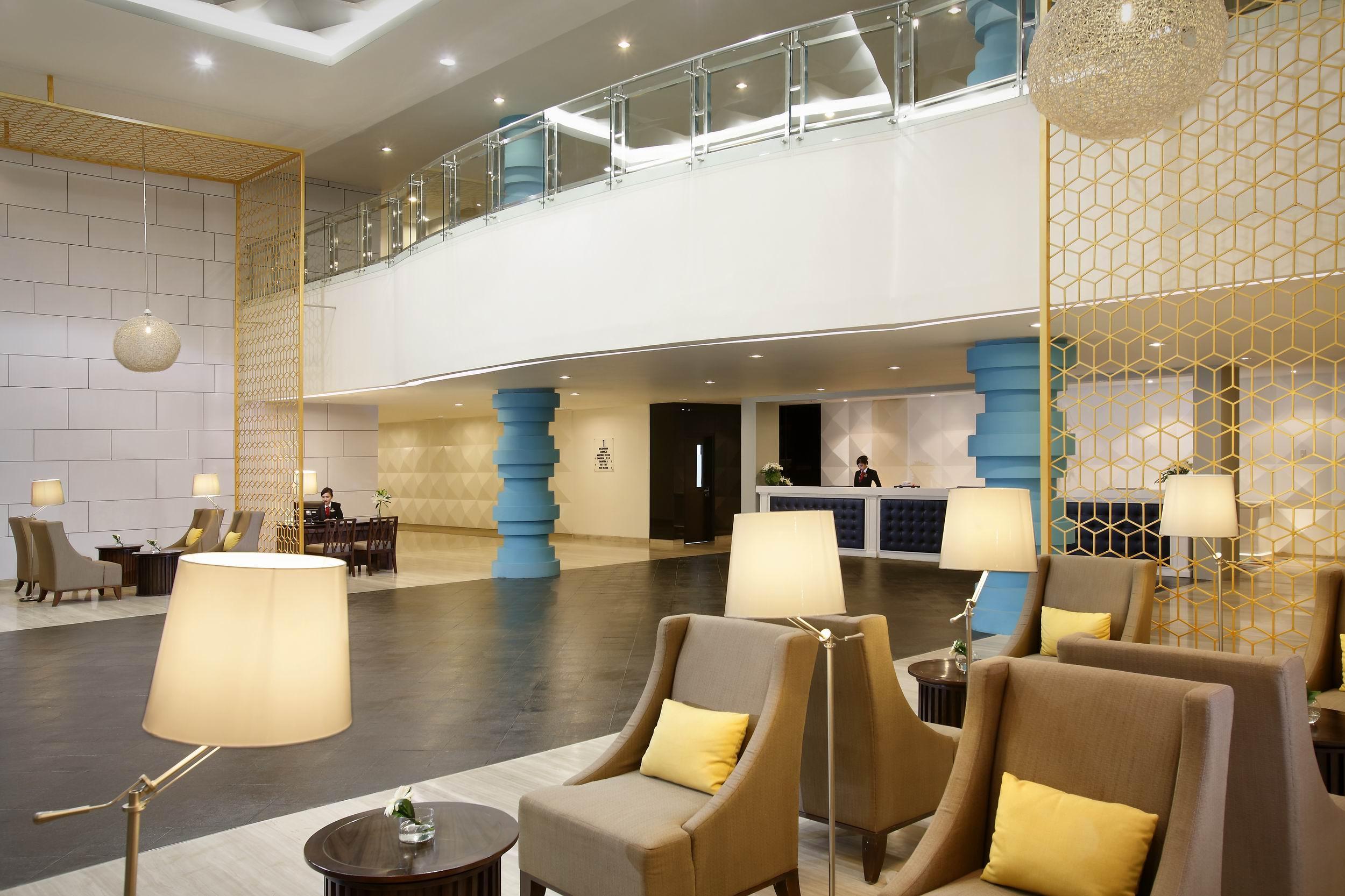ג'קרטה Hotel Santika Kelapa Gading מראה חיצוני תמונה