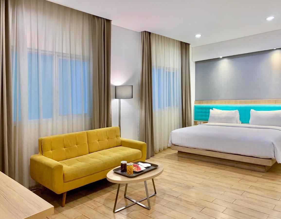 ג'קרטה Hotel Santika Kelapa Gading מראה חיצוני תמונה