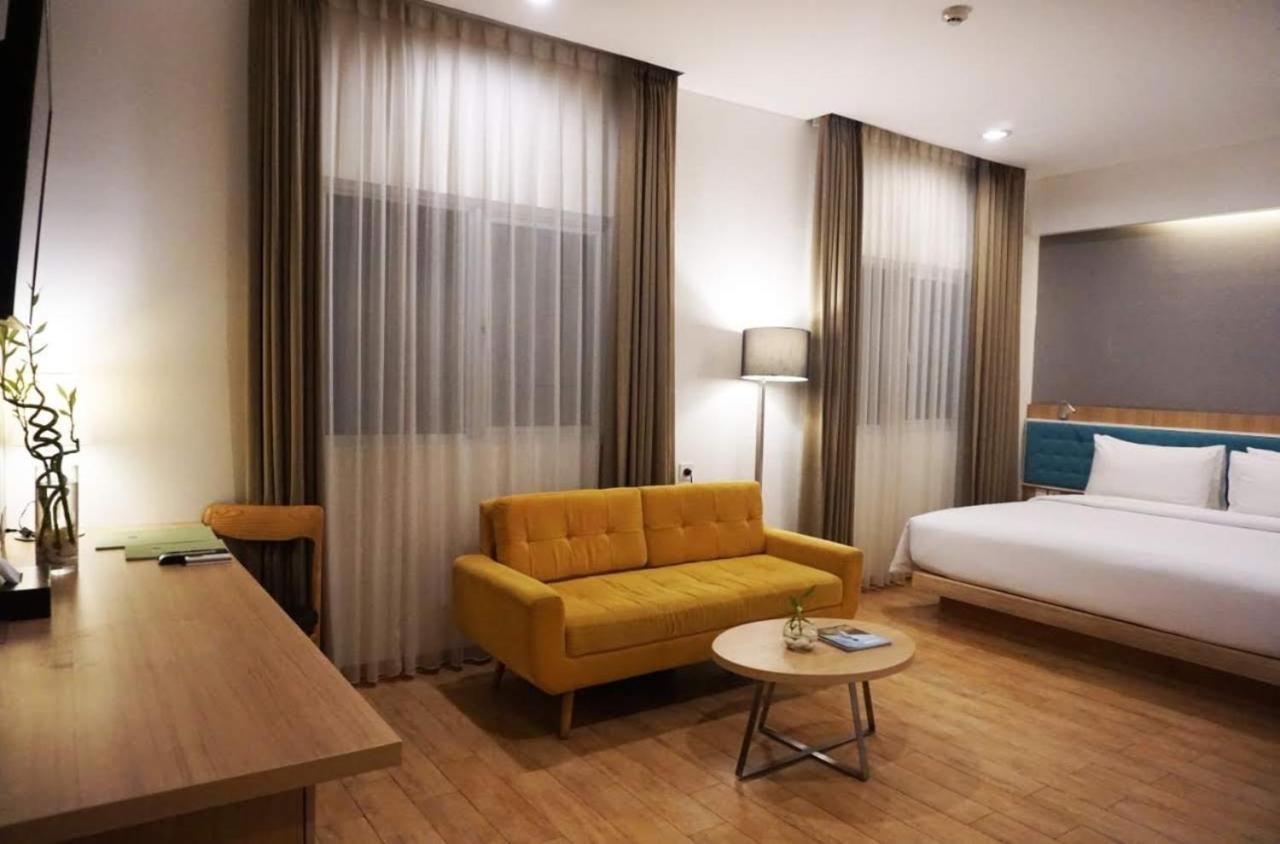 ג'קרטה Hotel Santika Kelapa Gading מראה חיצוני תמונה